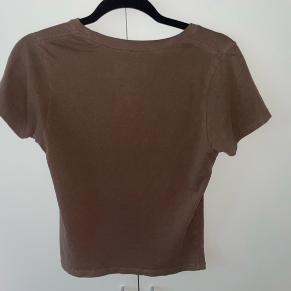 Brown Strawberry Shortcake cropped baby tee - Picture 2 of 2
